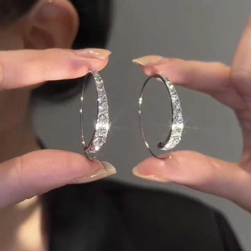 Sparkling zirconia earrings