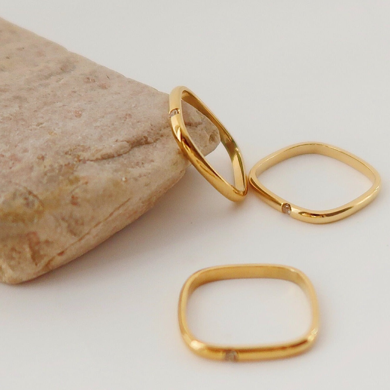 Square thin ring