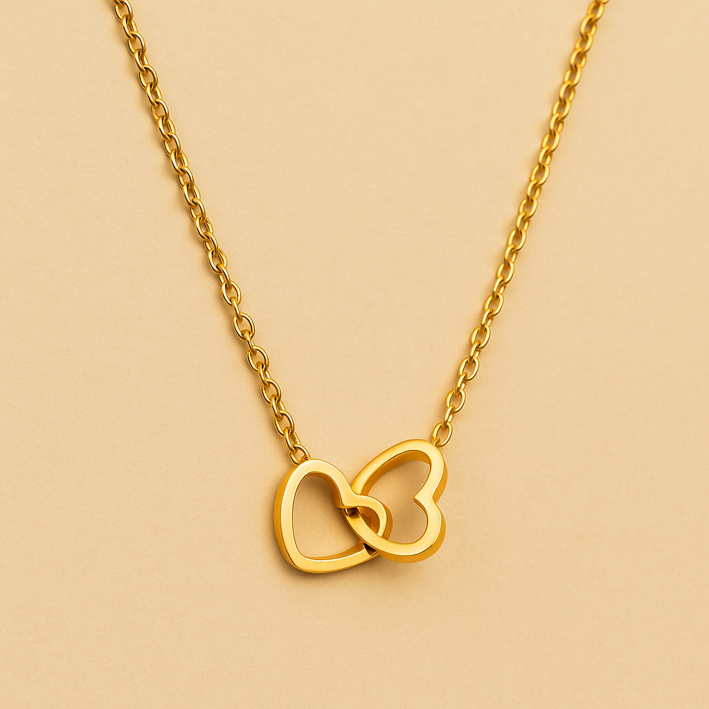 Intertwined Hearts Necklace – Vintage-Inspired Boho Love Pendant