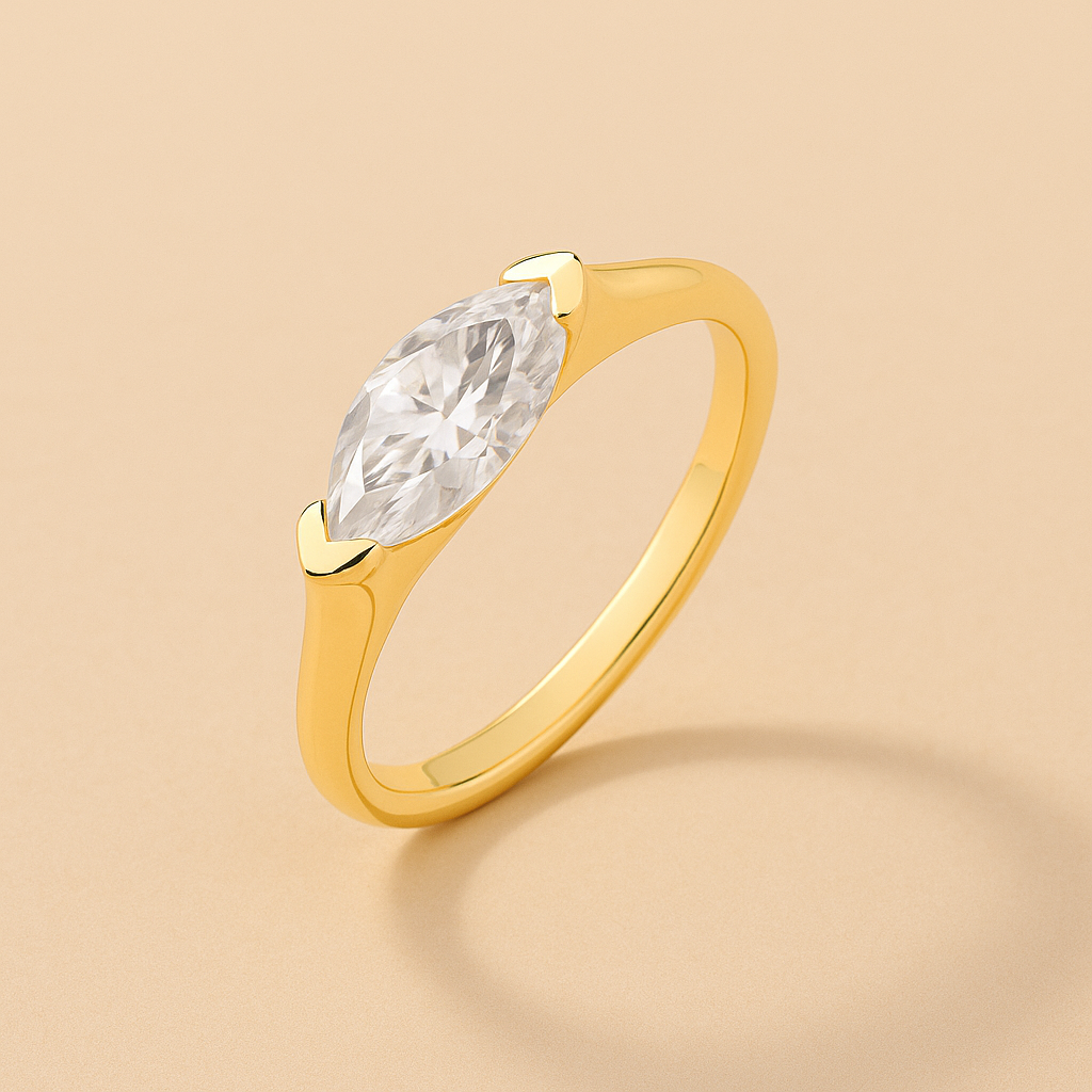 Hailey Signature Slim Ring in 18k Gold
