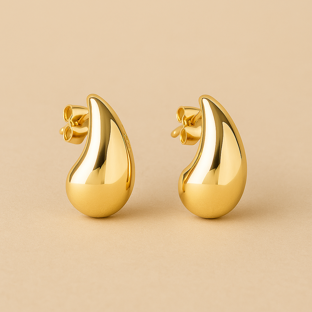 Mato Elegance Drop Earrings in 18k Gold