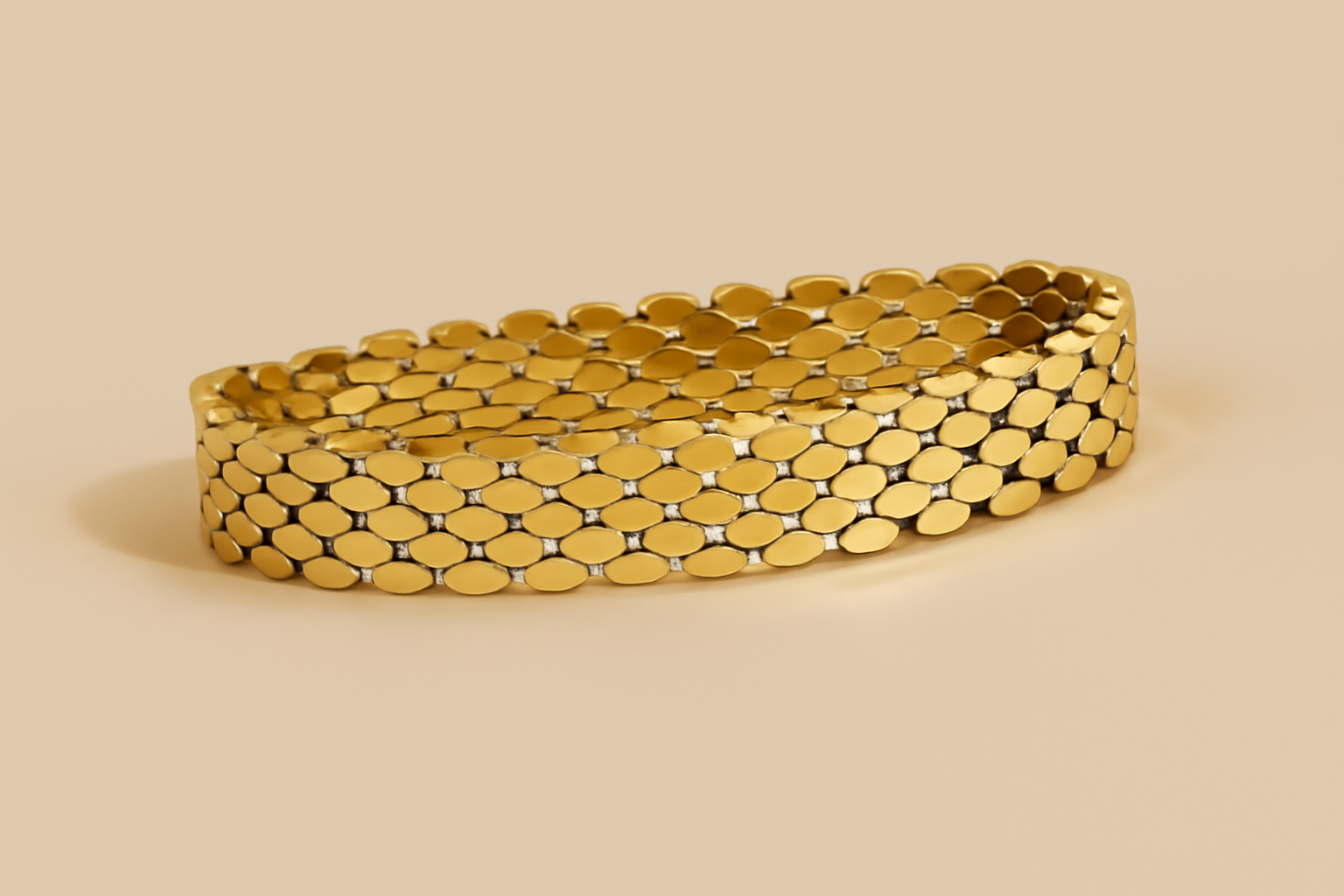 Elegant geometric gold bracelets - perfect for men and women