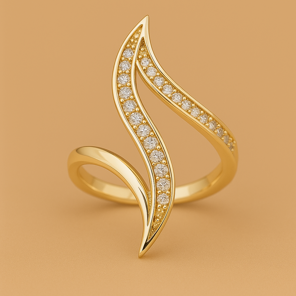 Chic Statement Ring - 18K Gold Plated with Sparkling Stones