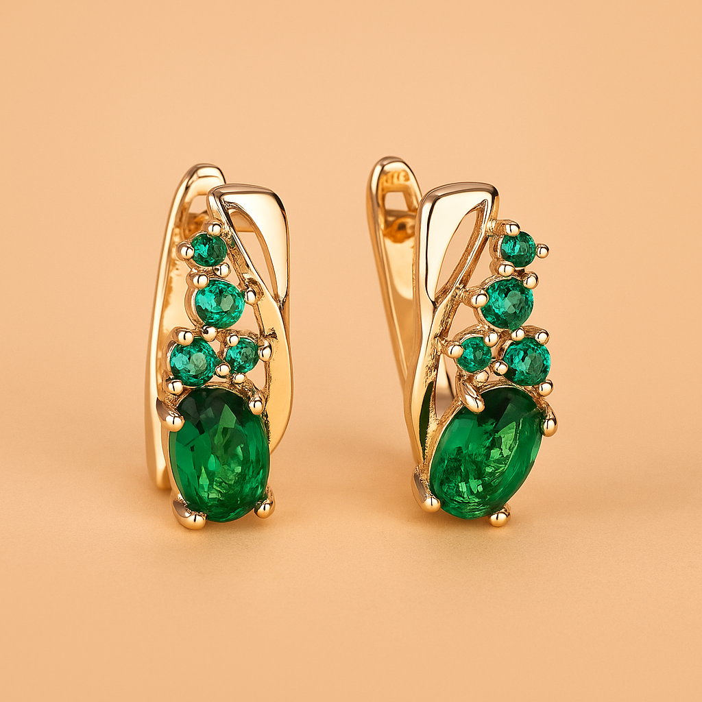 Issa - Elegant earrings with green stone pendant