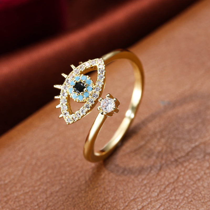 Mystic Eye Ring with Blue Gem – Celestial Design for Symbolic Elegance