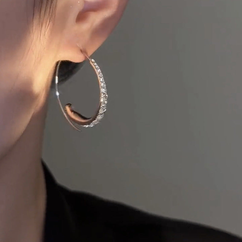 Sparkling zirconia earrings