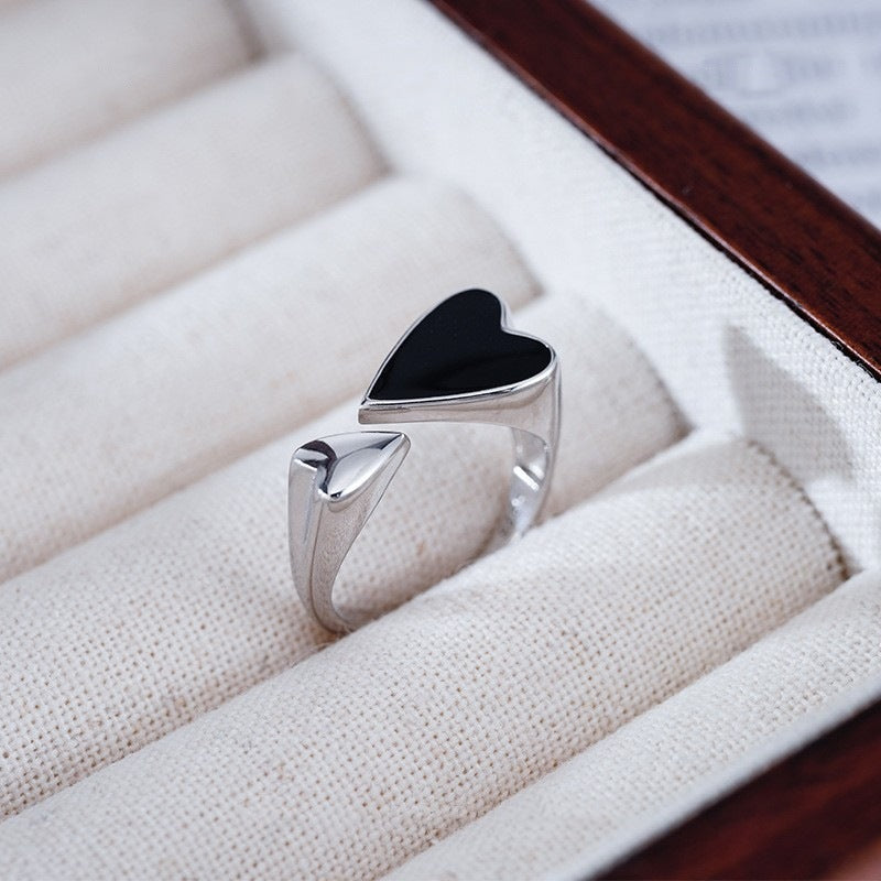Black heart asymmetric ring