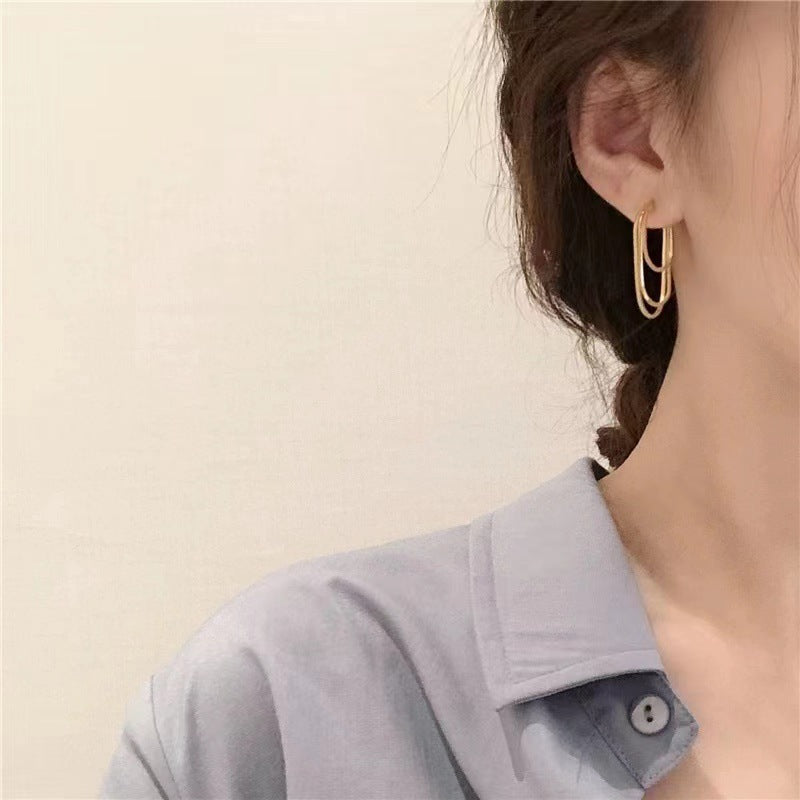 Earrings with soft chain and tassel