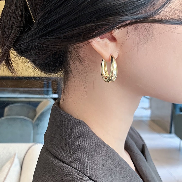 Valentina gold hoop earrings