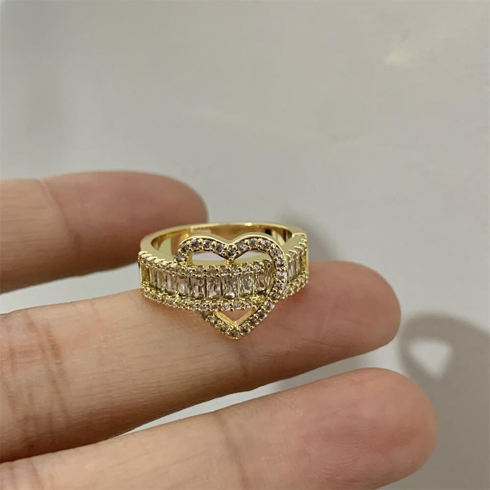 Designer heart zirconia ring