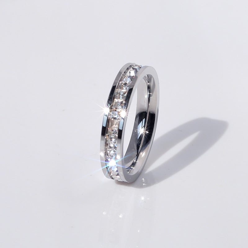 Full diamond ring made of titanium