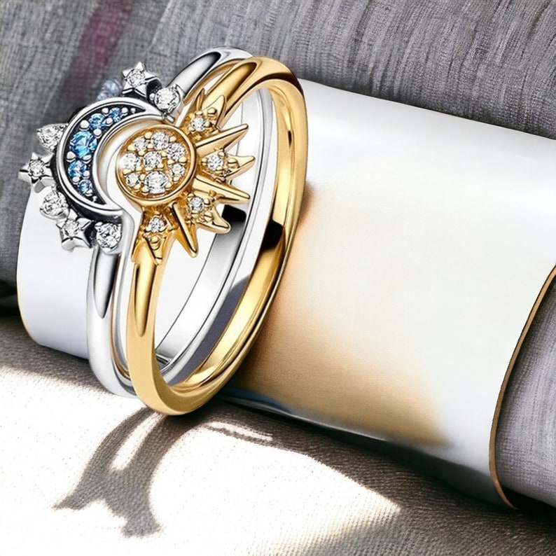 Matching “Linked in Love” rings - Elegant set for you