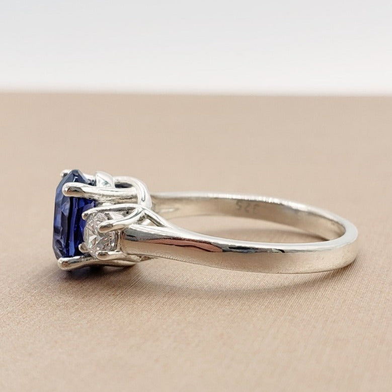 Blue sapphire ring in sterling silver
