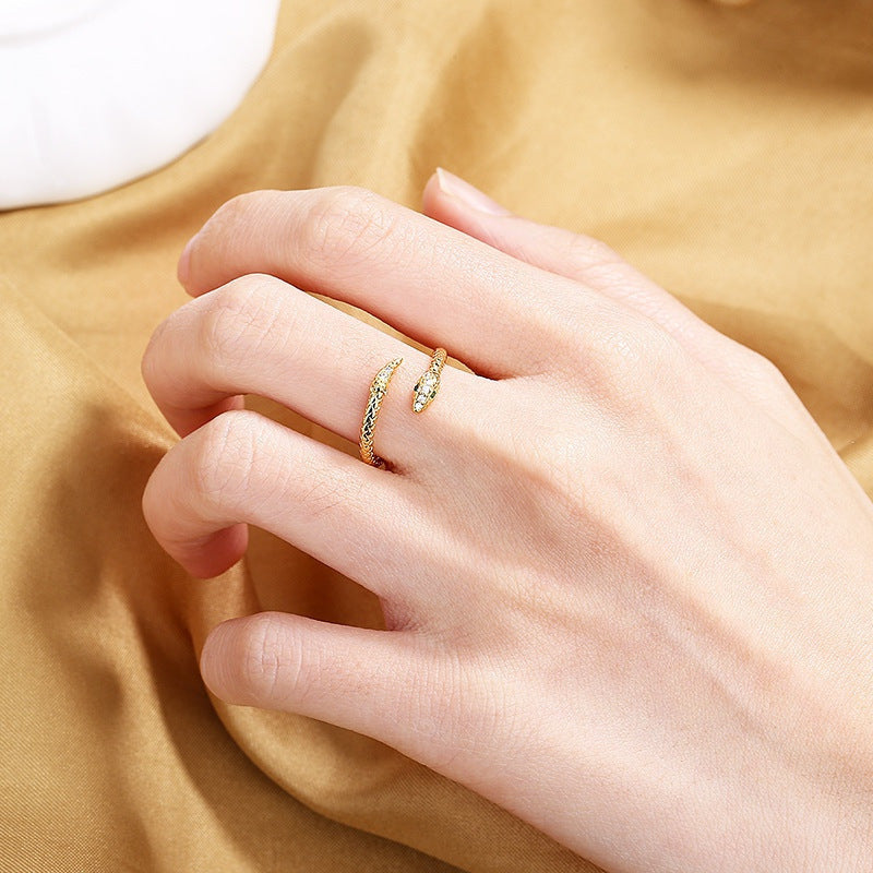 Vintage Snake Open Ring – Inlaid with Imitation Zirconia