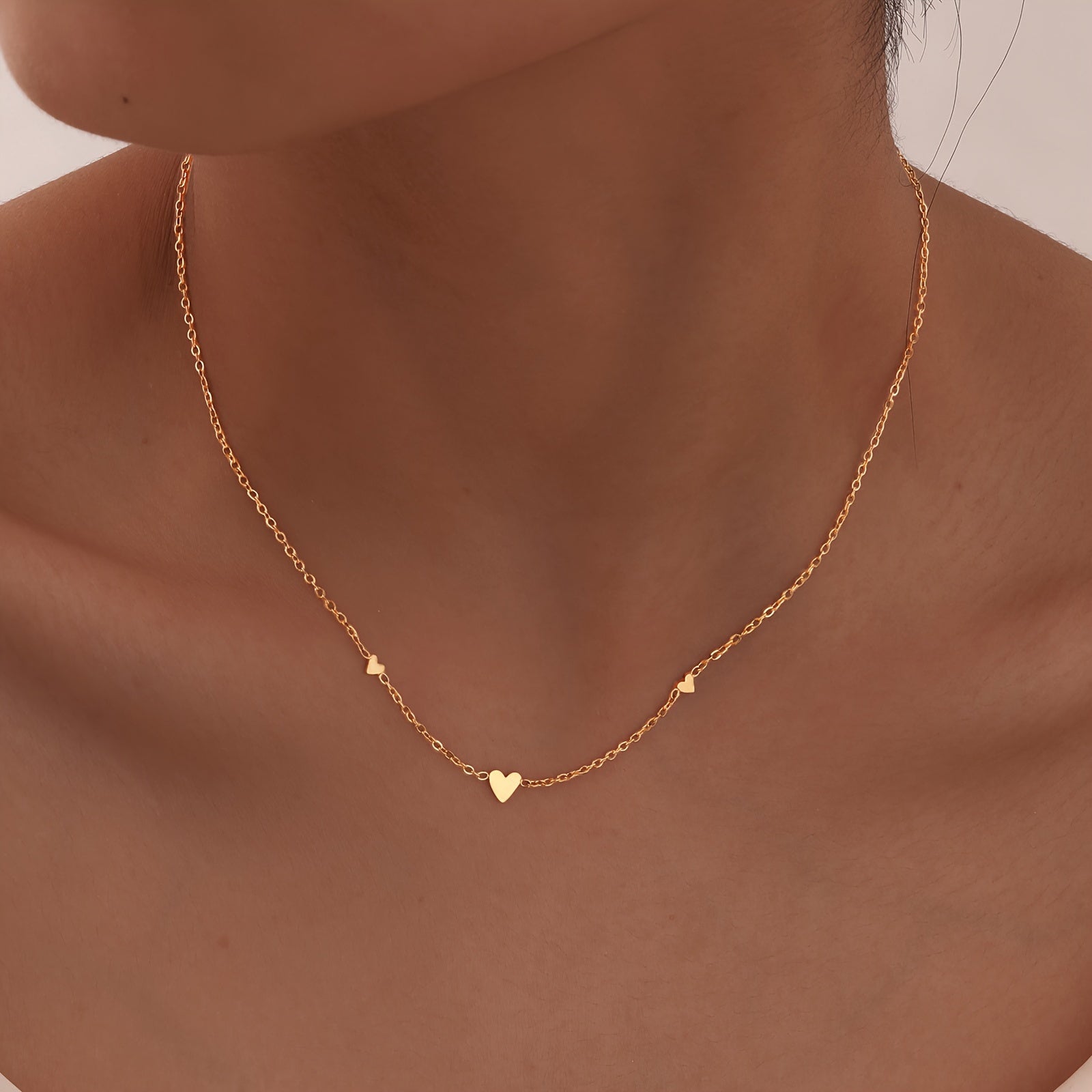 Soul Knot Heart Necklace – Boho Chic Design in Radiant Golden Shine