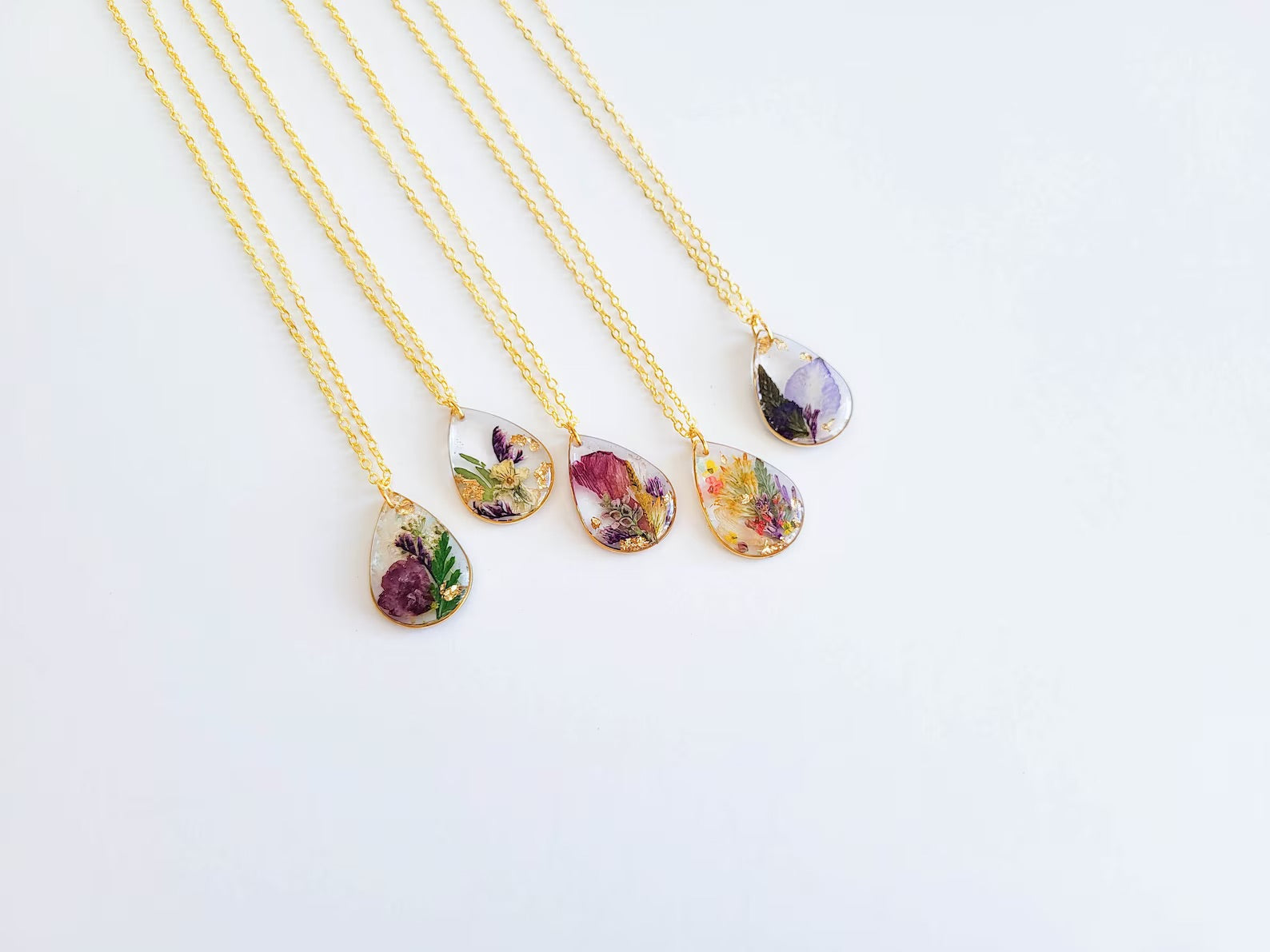 Birth flower necklace - dried flower resin jewelry