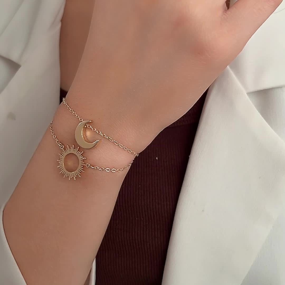 Celestial Duo: Sun and Moon Bracelet Set – Elegant 2-Piece Jewelry