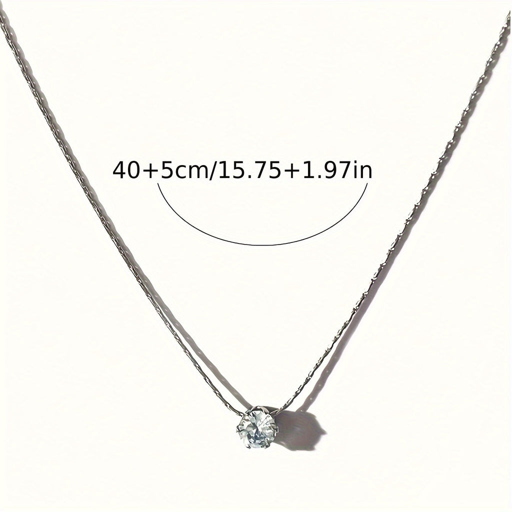 Elegant European-Style Pendant Necklace – Golden Finish with Sparkling Rhinestones