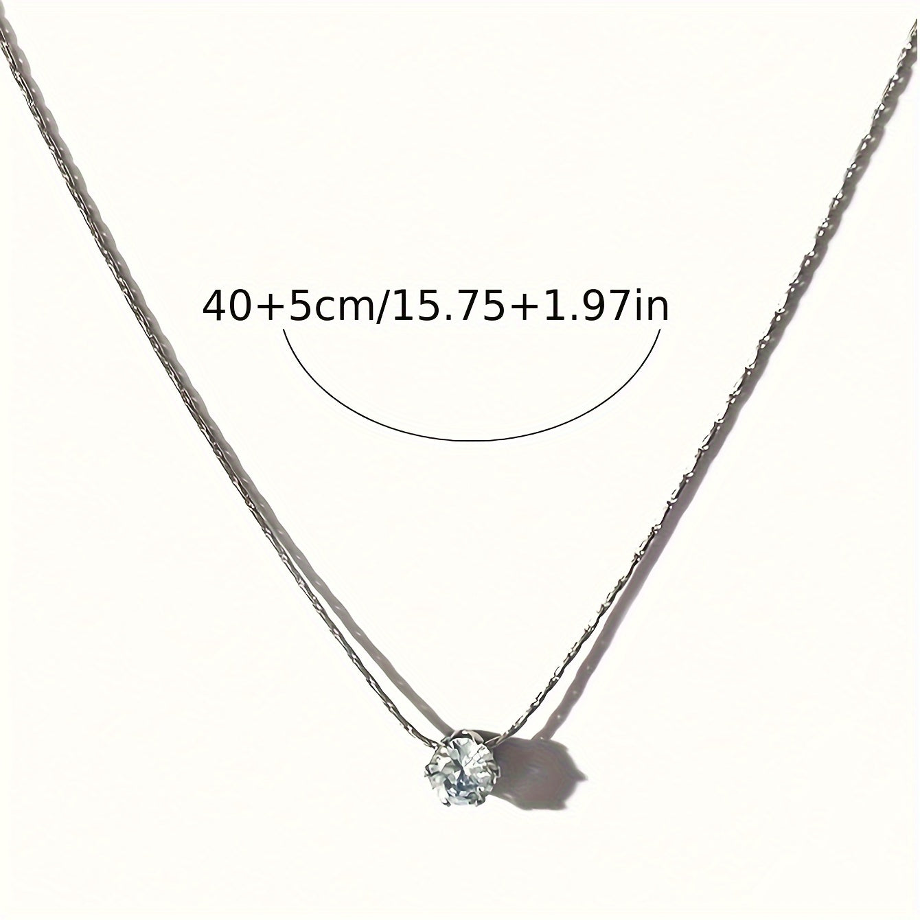 Elegant European-Style Pendant Necklace – Golden Finish with Sparkling Rhinestones