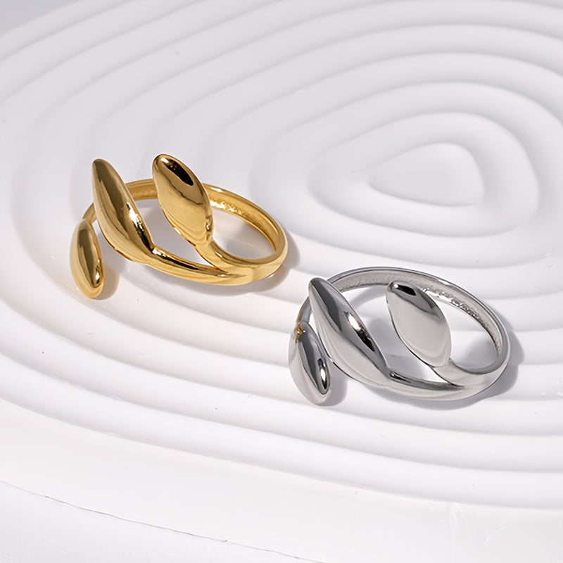 Whispering Willow – Elegant Leaf Design Statement Ring