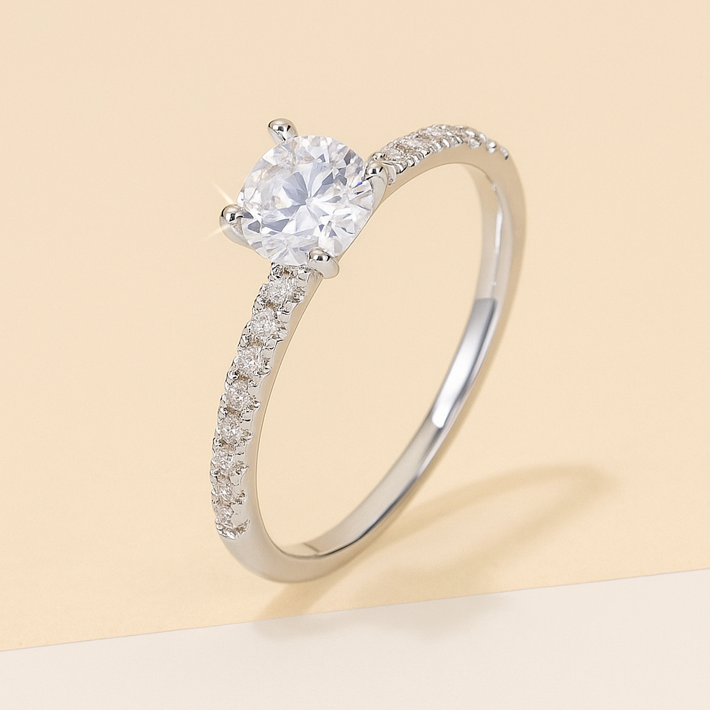 Elegant Minimalist Zirconia Engagement Ring with Four-Claw Setting