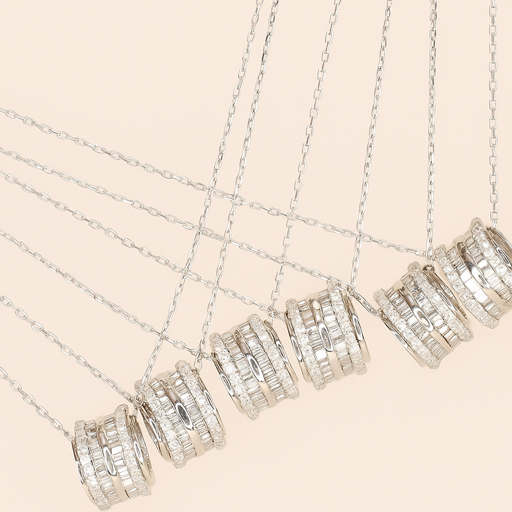 Contemporary Elegance: Zirconia-Studded Geometric Circle Necklace
