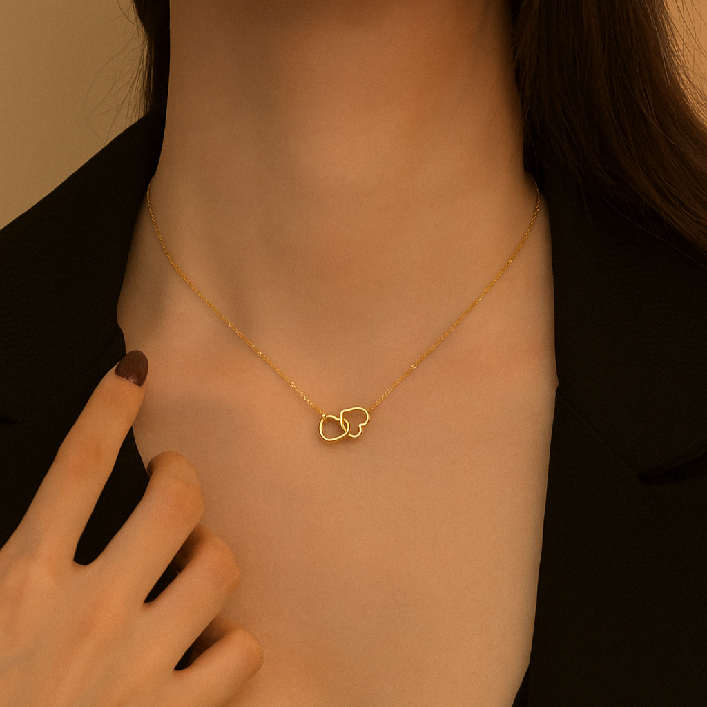 Intertwined Hearts Necklace – Vintage-Inspired Boho Love Pendant