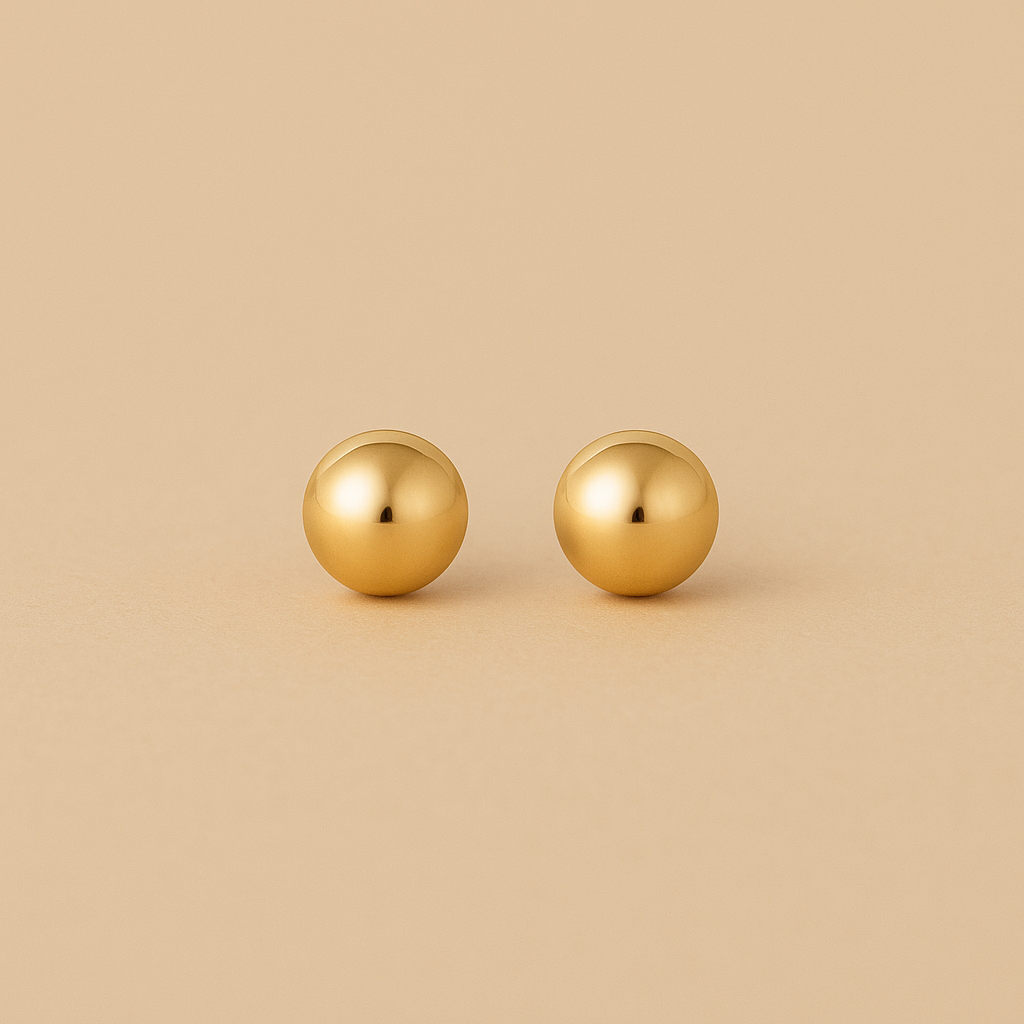 Classic Round Stud Earrings in 16k Gold