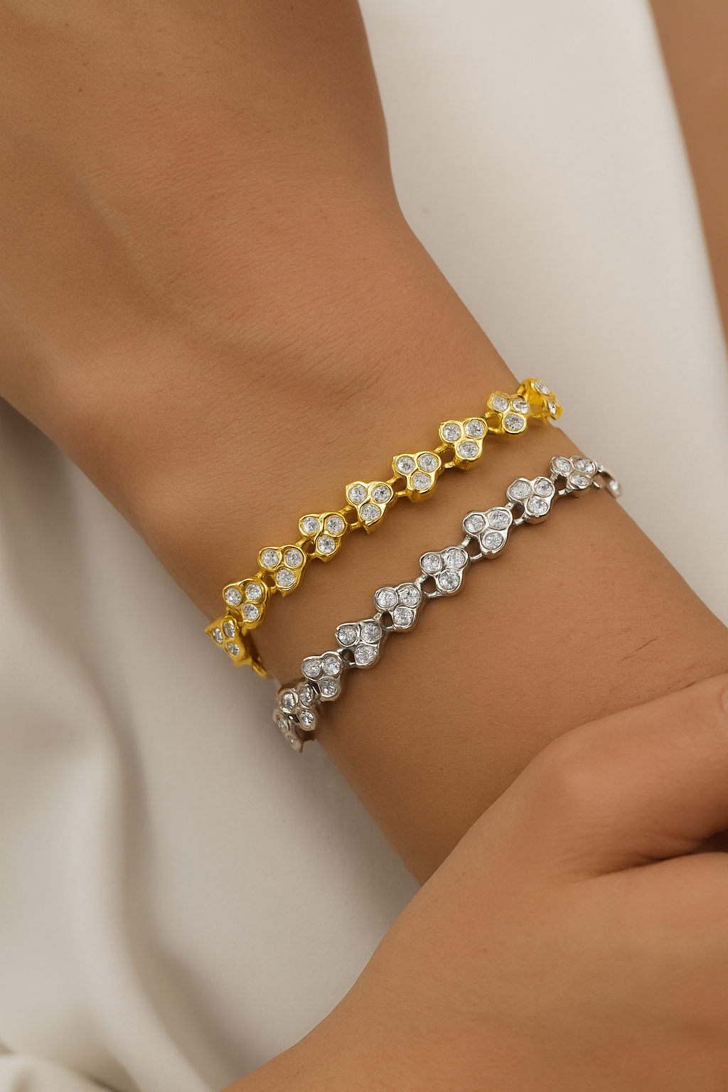 Sparkling heart bracelet - Romantic gift for her