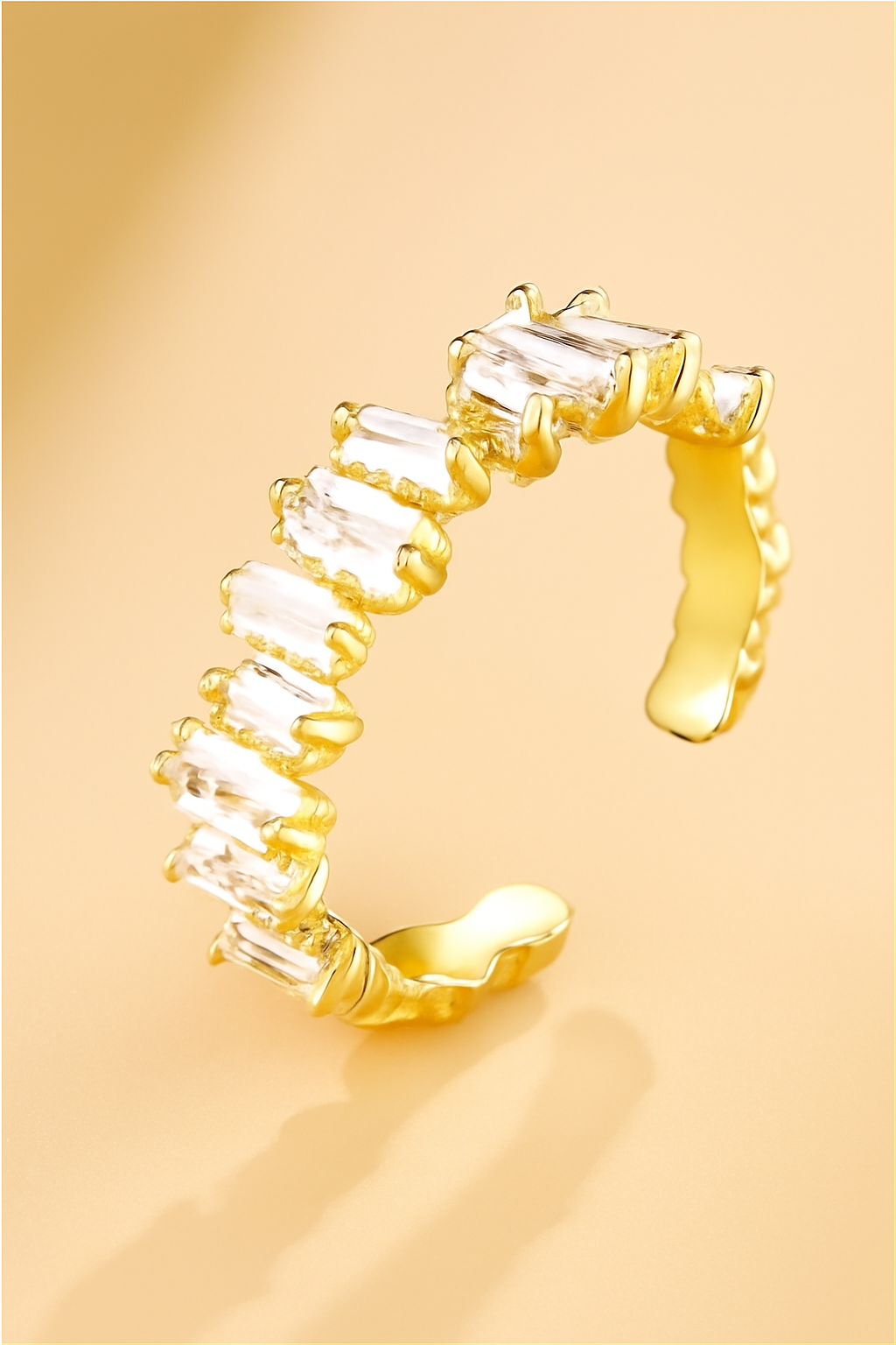 Ring with rhinestone and hip-hop design