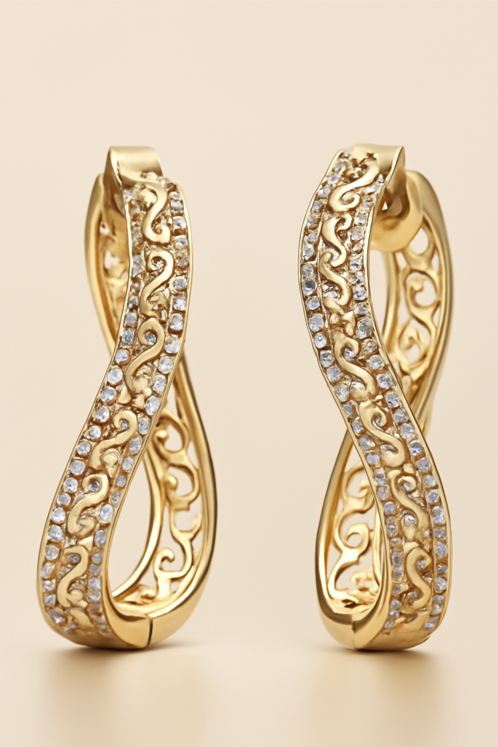 Luxurious gold-plated zirconia earrings with embellishments