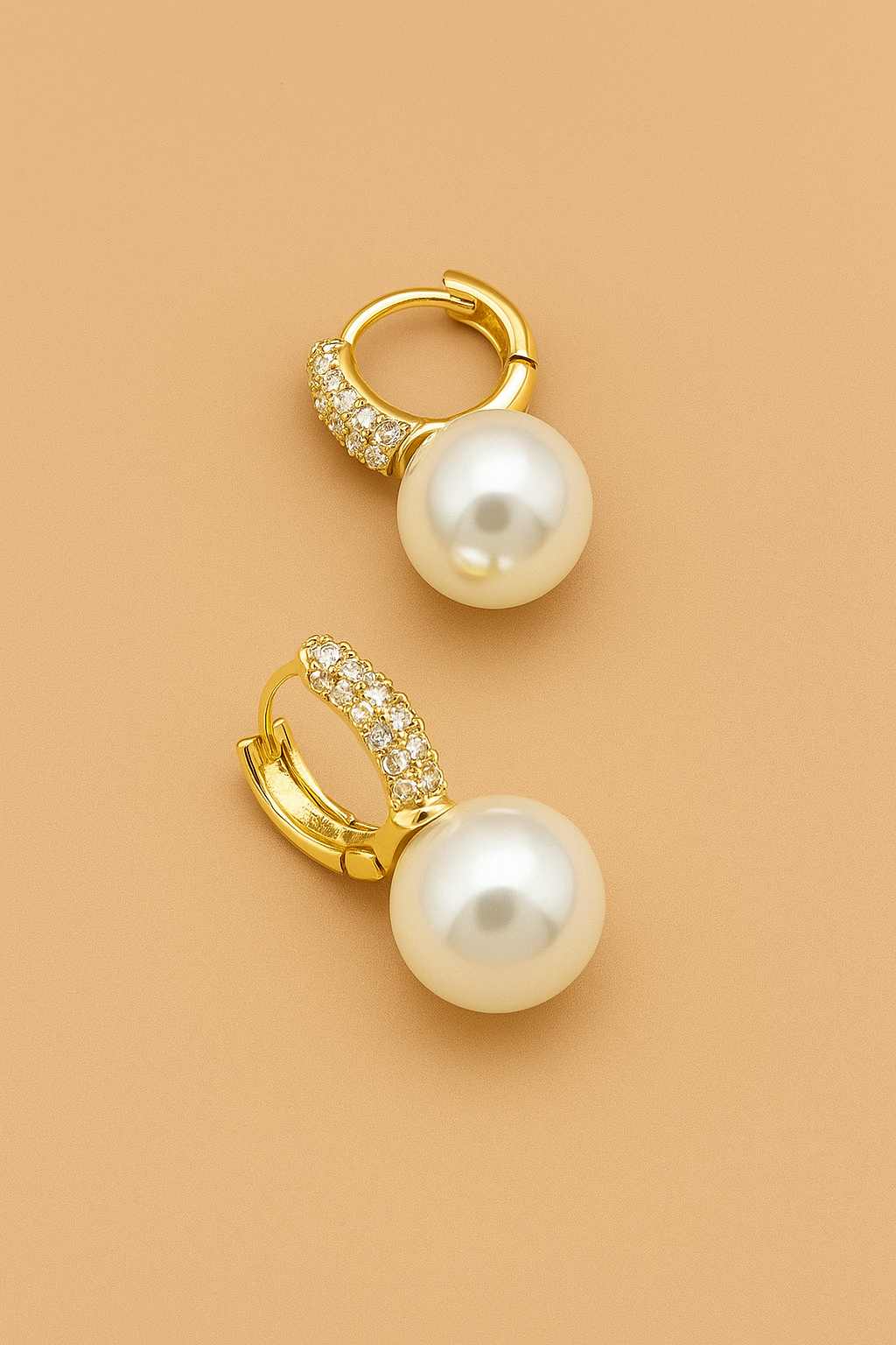 Classic and Minimalist Women's Earrings - Vintage-Inspired Design