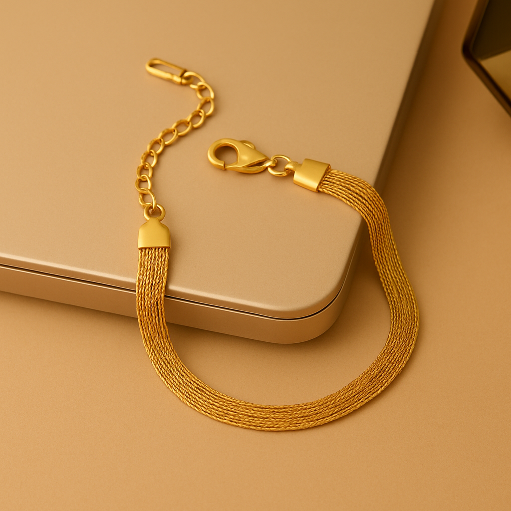 Emery Virell Bracelet in 16k Gold