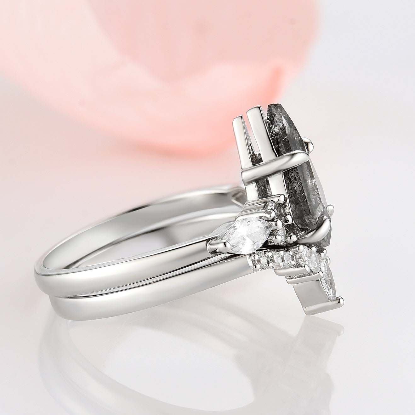 Raw diamond ring with salt-and-pepper effect - Galaxy-inspired engagement set in kite cut