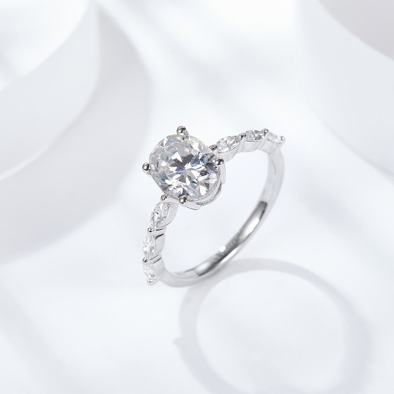 Oval-cut 1 carat lab-grown diamond ring