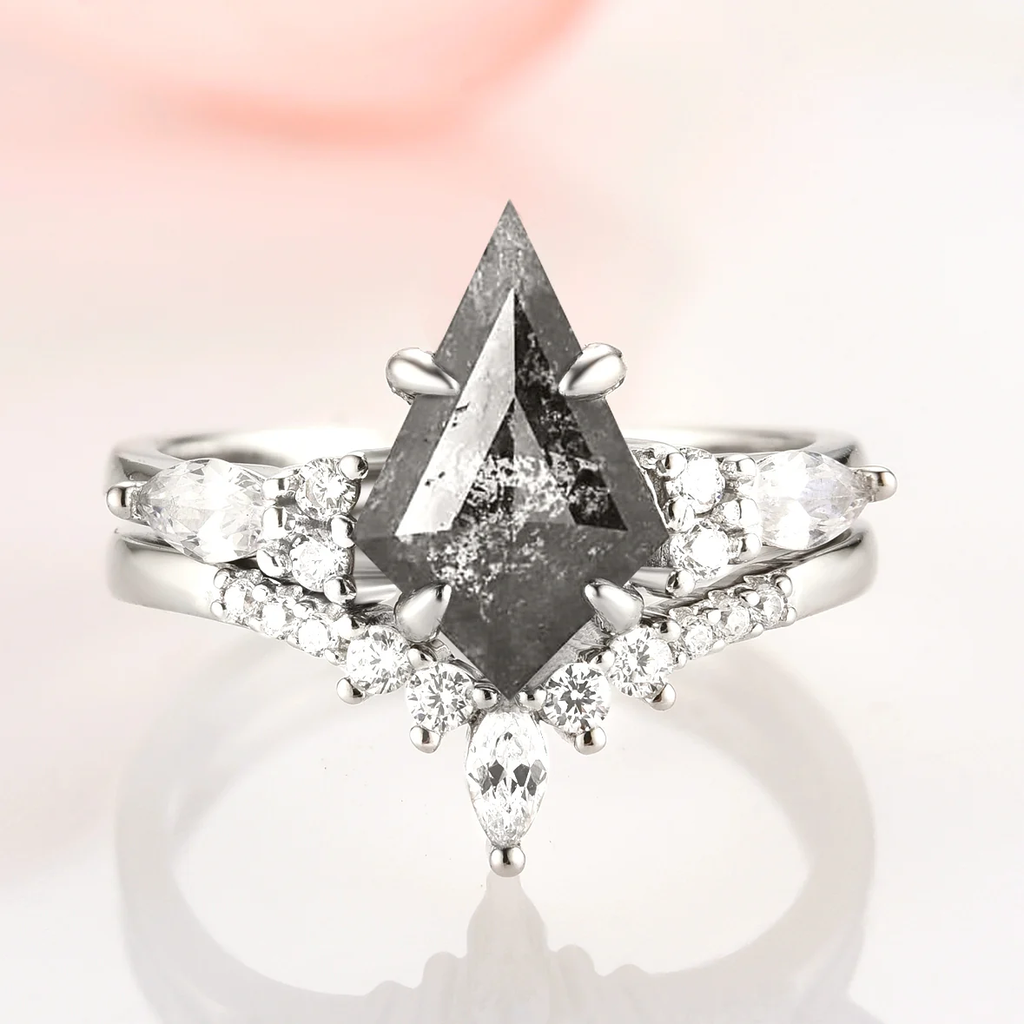 Raw diamond ring with salt-and-pepper effect - Galaxy-inspired engagement set in kite cut