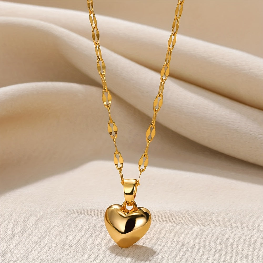Heart of Gold – Classic Charm Necklace for All Seasons