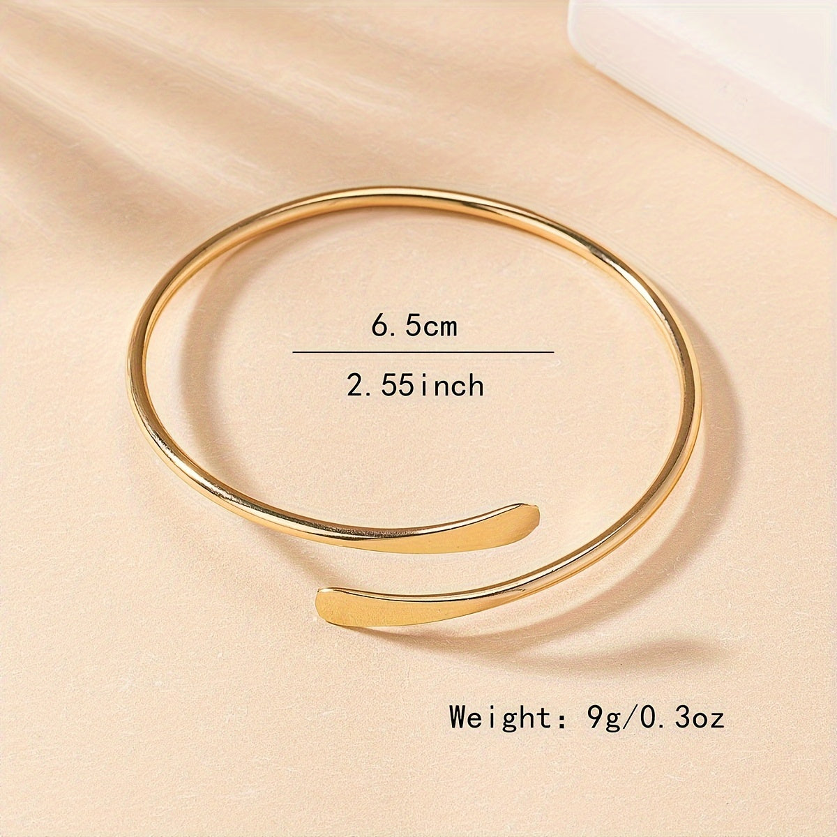 Vina Open Cuff Bracelet – Elegant Flat-End Minimalist Design
