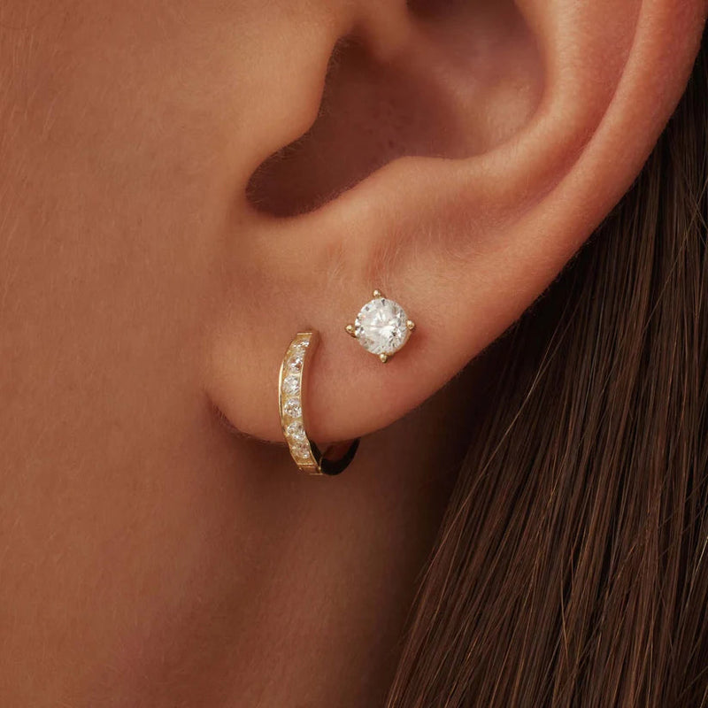 Elegant Dara Brilliant Earrings in 14k Gold