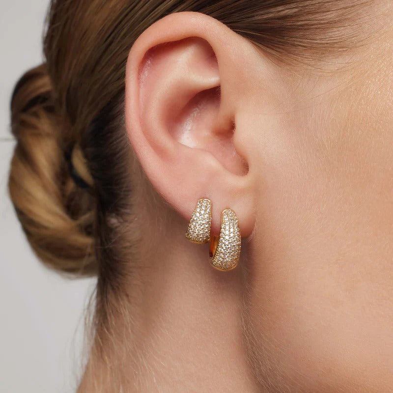 Jules Delicate Mini Hoops in Radiant 16K Gold